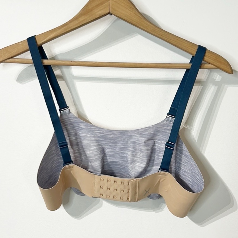 Knix Evolution Bra Reversible - Picture 5 of 7
